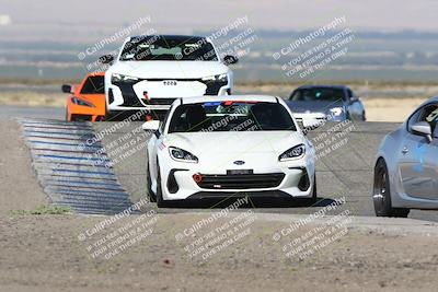 media/Sep-15-2024-Speed Ventures (Sun) [[7a54f7ed2f]]/Yellow Group/Session 1 (Outside Grapevine)/